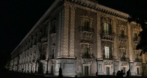 Visite di notte guidate da officine culturali al monastero dei benedettini